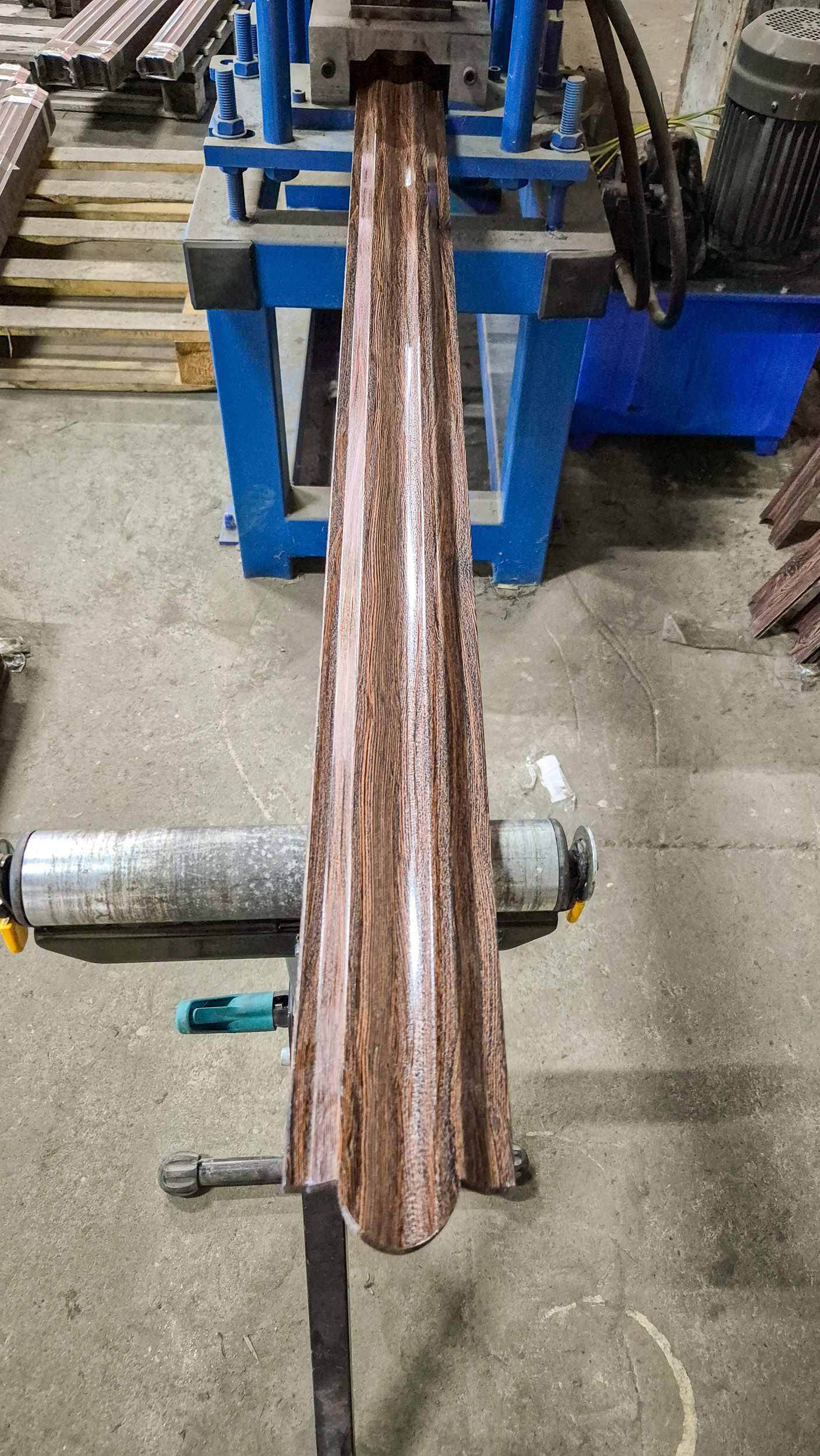 Elkészült fém kerítés 50 méter